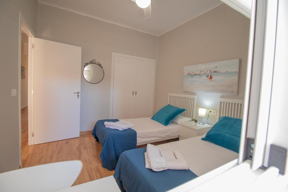 C102 - Huge And Stylish 5 Bedroom By The Center Málaga Buitenkant foto
