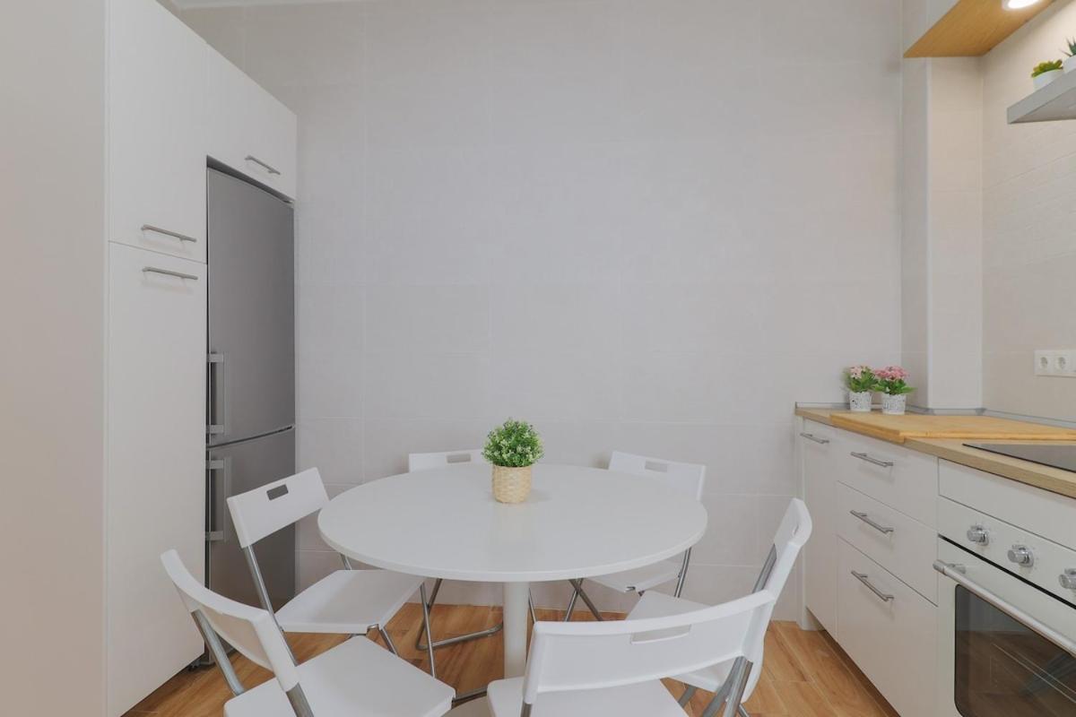 C102 - Huge And Stylish 5 Bedroom By The Center Málaga Buitenkant foto