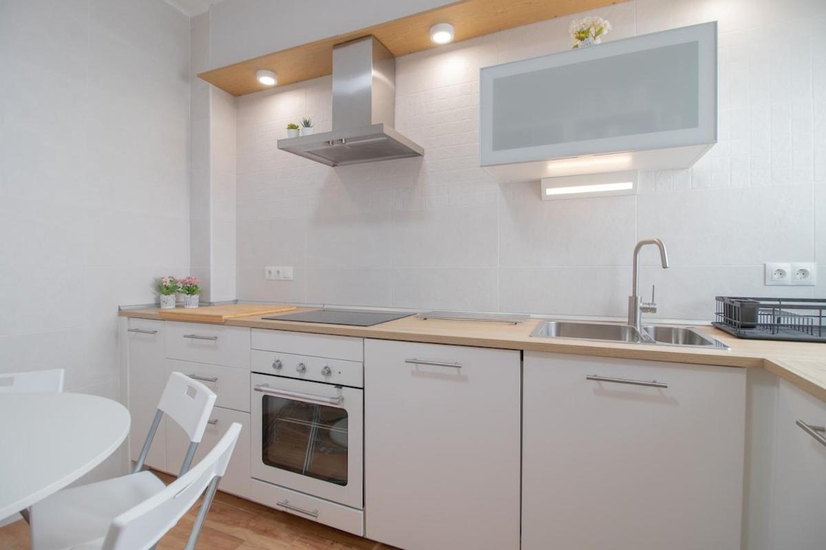 C102 - Huge And Stylish 5 Bedroom By The Center Málaga Buitenkant foto