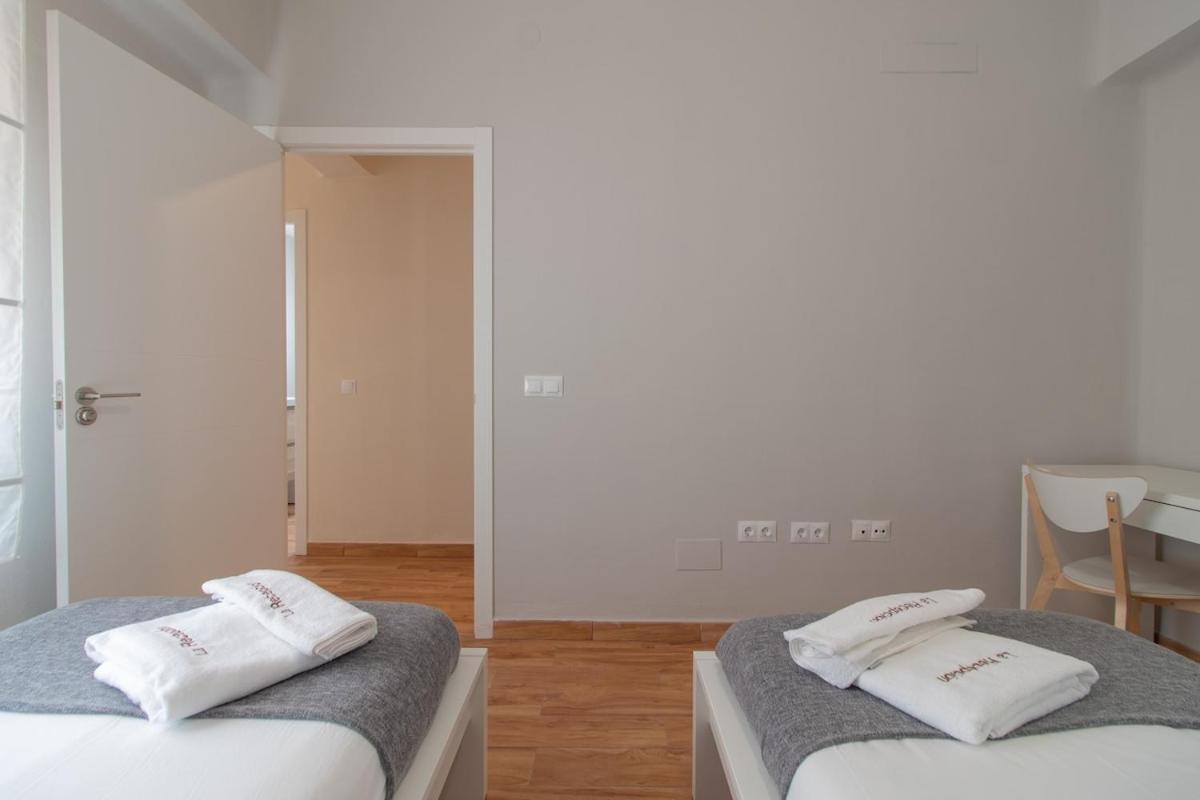 C102 - Huge And Stylish 5 Bedroom By The Center Málaga Buitenkant foto